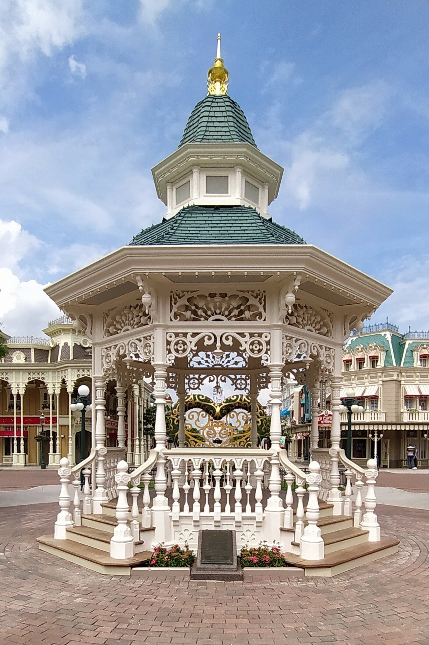 Home gazébo Townsquare Disneyland Paris